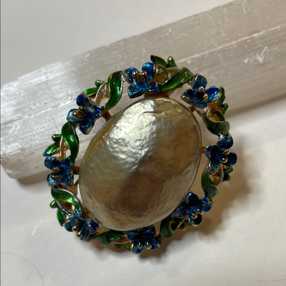 Art Arthur Pepper Oval Vtg. Faux Baroque Pearl Enamel Floral Gold Tone Brooch